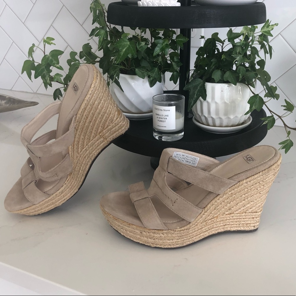 Ugg espadrilles light tan/beige suede size 8.5